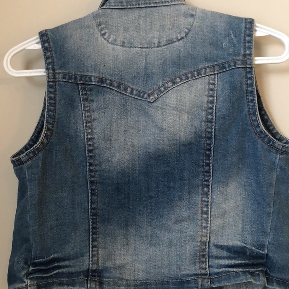 Denim vest - Picture 4 of 4